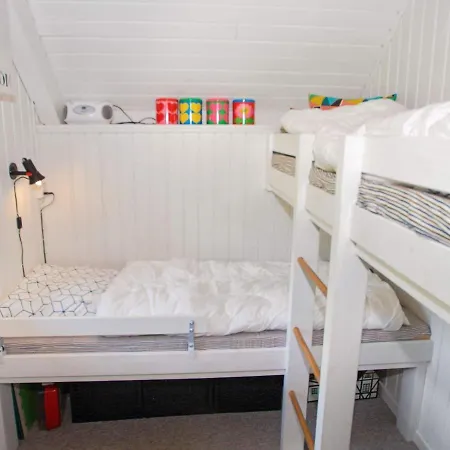 Four-bedroom In Skjern 2 度假居 *
