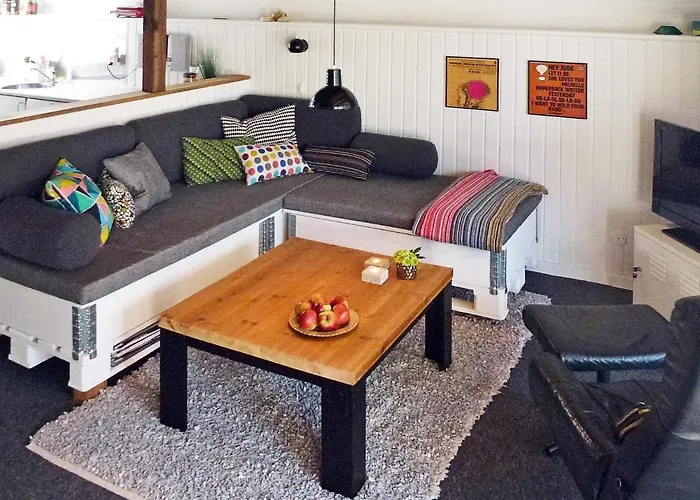 Spacious Retreat In Stauning - By Traum Feriehus Lem (Midtjylland)