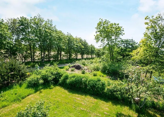 Feriehus Spacious Retreat In Stauning - By Traum *